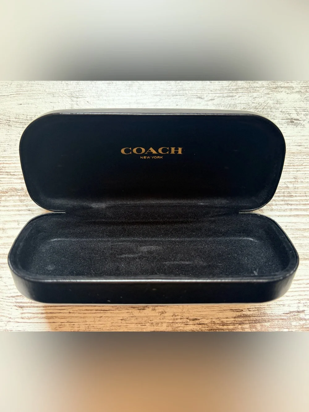 Coach smooth black